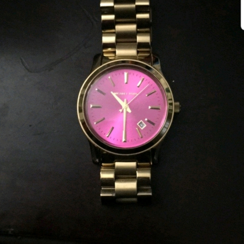 Michael kors watch - Picture 1 of 3